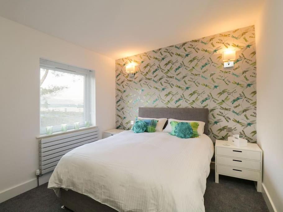 Brantlea Detached 4 Bed Home, Hot Tub, View, Parking, Pet Friendly Holiday home Bowness-on-Windermere