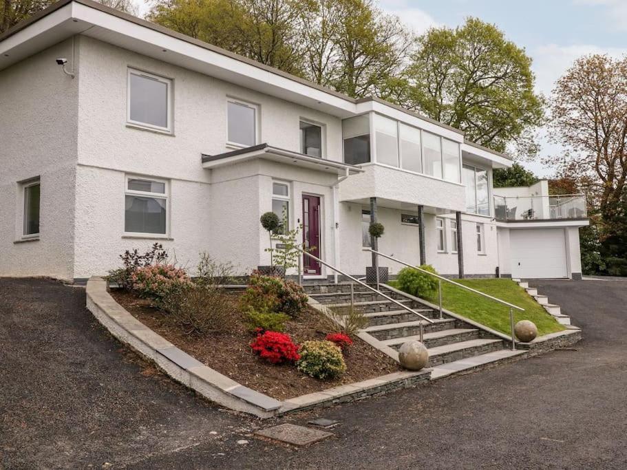 Brantlea Detached 4 Bed Home, Hot Tub, View, Parking, Pet Friendly * Bowness-on-Windermere