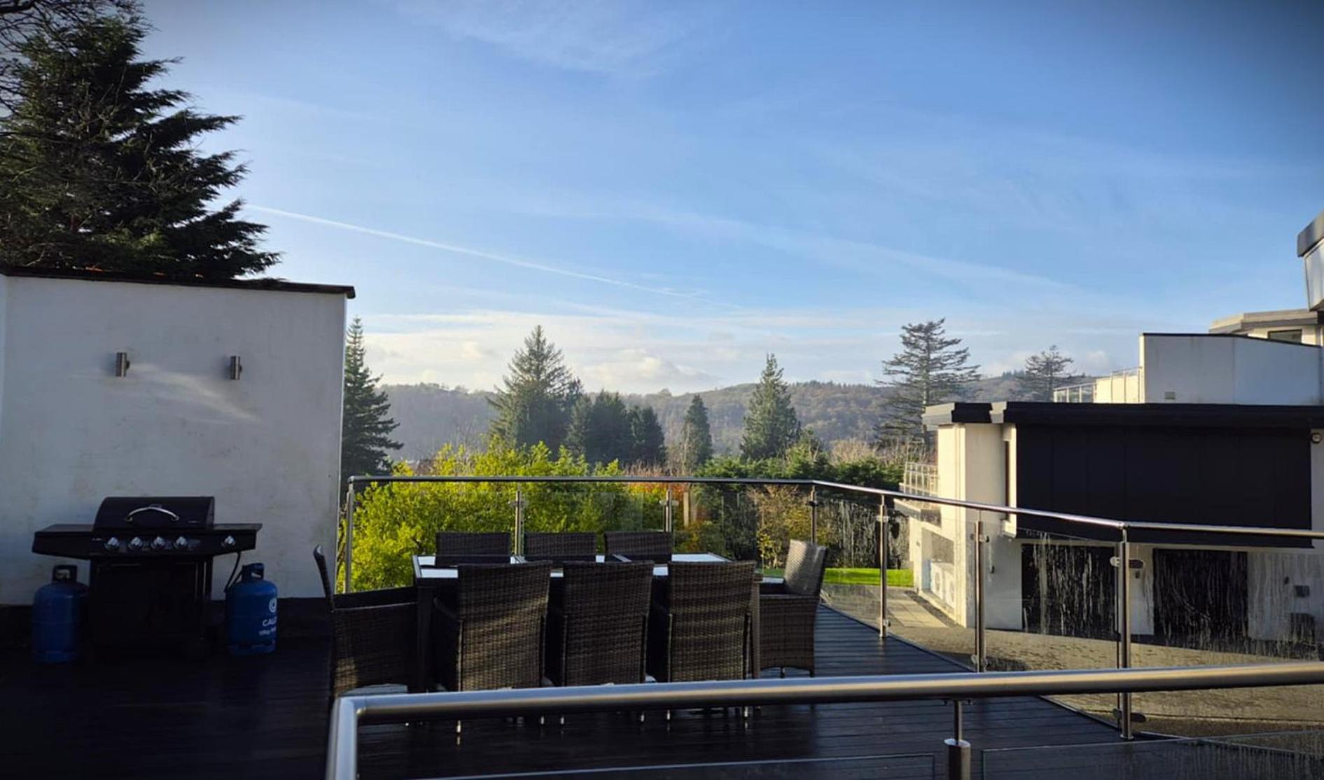 Brantlea Detached 4 Bed Home, Hot Tub, View, Parking, Pet Friendly * Bowness-on-Windermere