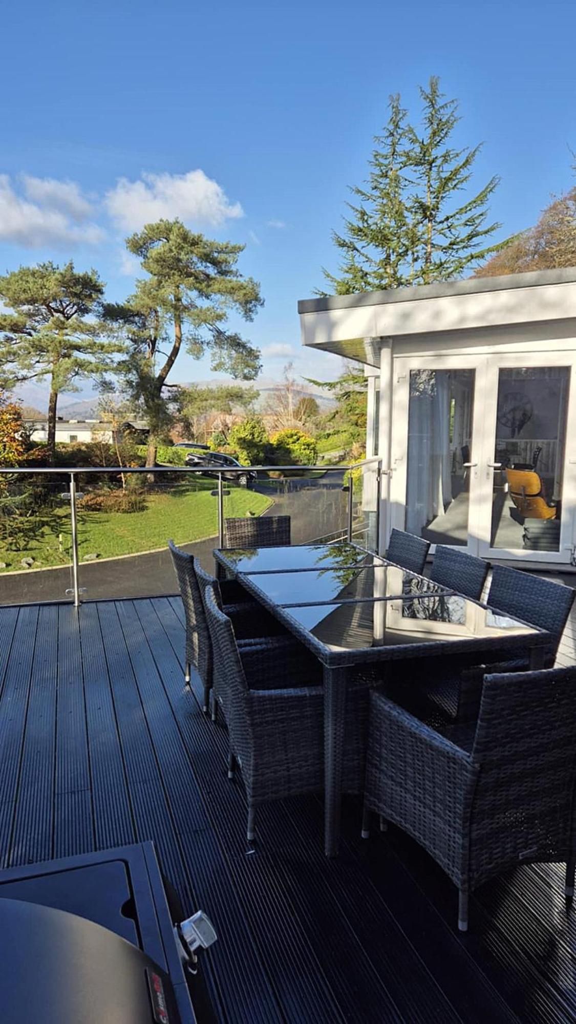 Brantlea Detached 4 Bed Home, Hot Tub, View, Parking, Pet Friendly